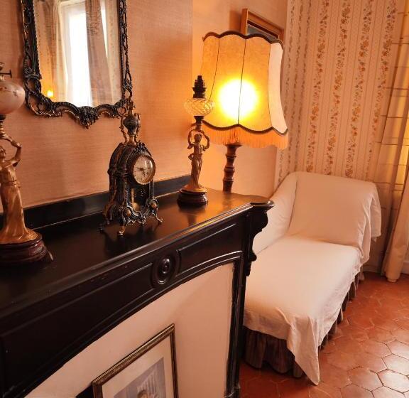 Bed and Breakfast Les Volets Bleus