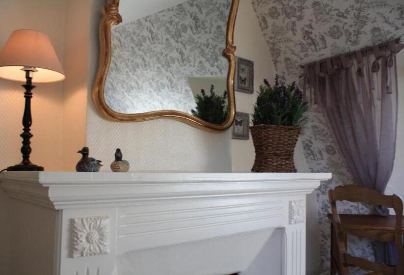 住宿加早餐 Logis Les Remparts