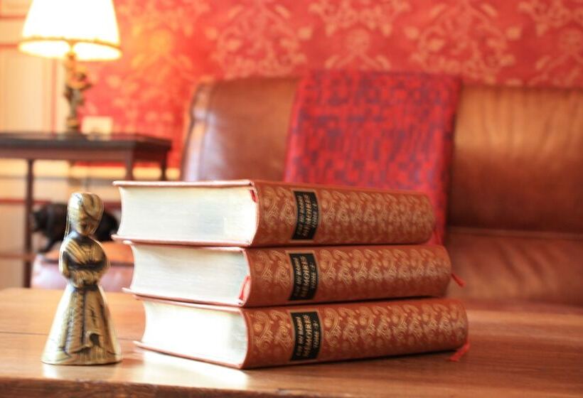 住宿加早餐 Logis Les Remparts