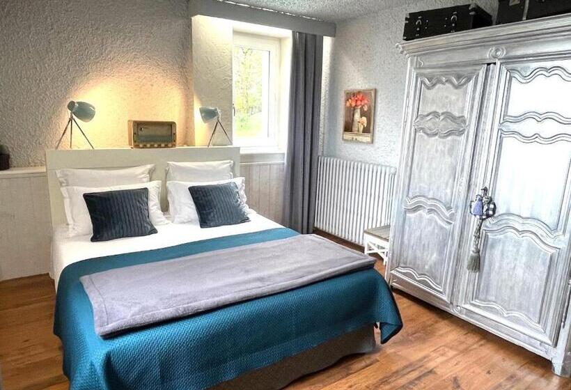 مبيت وإفطار Maison D Hôtes Et Gîtes La Chouannerie à Côté Du Parc Du Puy Dufou