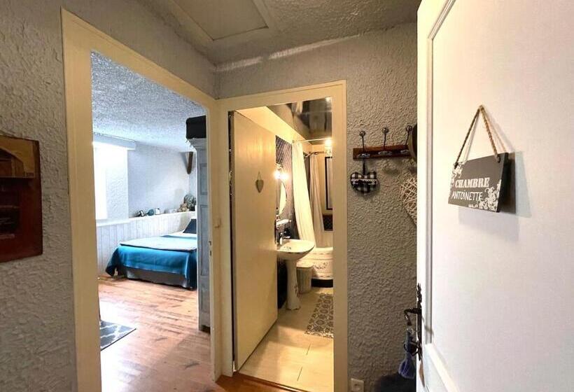 住宿加早餐 Maison D Hôtes Et Gîtes La Chouannerie à Côté Du Parc Du Puy Dufou