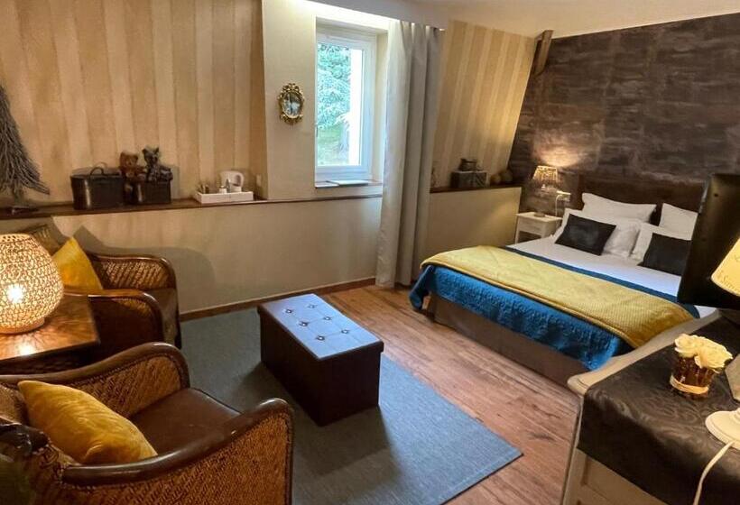 住宿加早餐 Maison D Hôtes Et Gîtes La Chouannerie à Côté Du Parc Du Puy Dufou