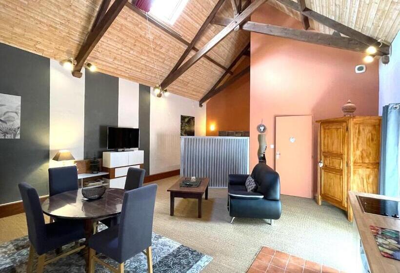 住宿加早餐 Maison D Hôtes Et Gîtes La Chouannerie à Côté Du Parc Du Puy Dufou