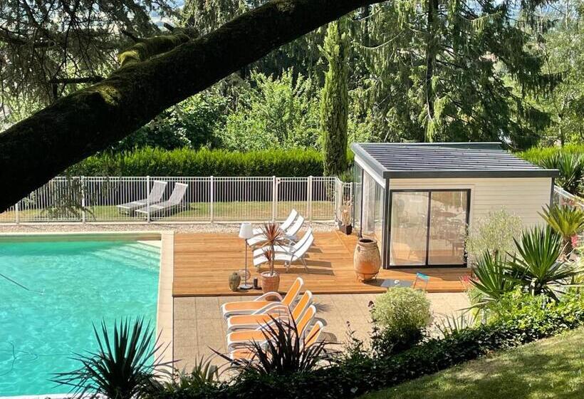 住宿加早餐 Maison D Hôtes Et Gîtes La Chouannerie à Côté Du Parc Du Puy Dufou