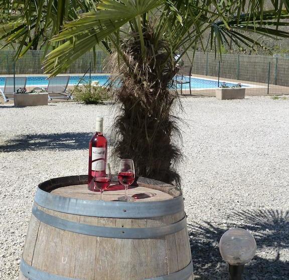 Bed and Breakfast La Barde Montfort, Votre Maison D Hôtes à 4 Kms De Sarlat Dordogne