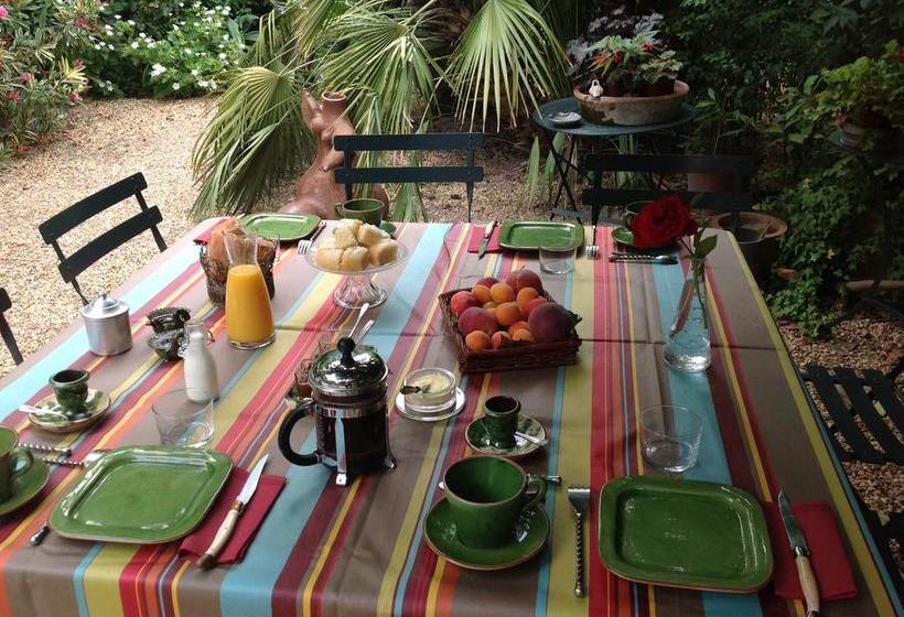 ベッドアンドブレックファースト Maison D'hôtes Mas De Barbut