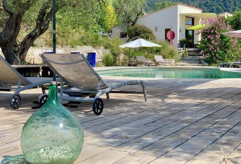 مبيت وإفطار Maison D'hôtes Bleu Azur