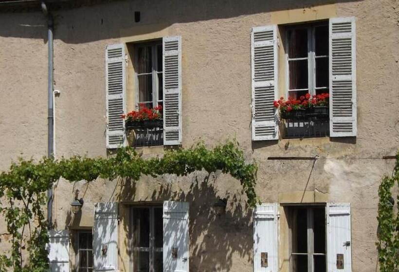 مبيت وإفطار Maison Porte Del Marty