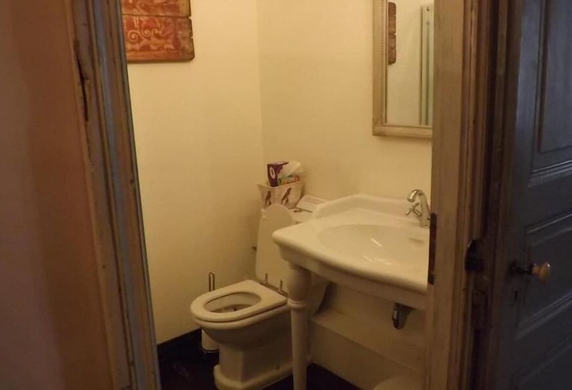 مبيت وإفطار Maison Porte Del Marty