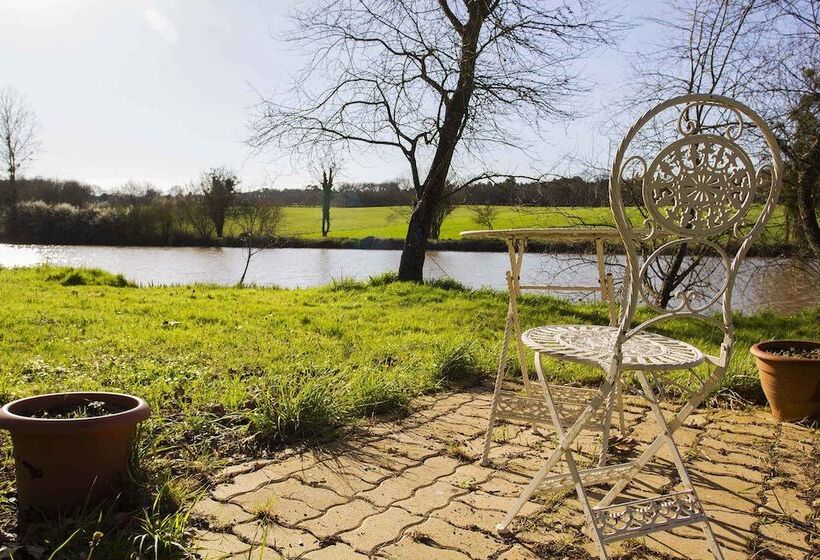 Bed and Breakfast Manoir De La Blonnerie