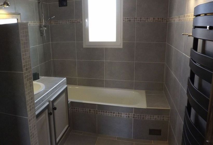 ベッドアンドブレックファースト Mas Dansavan Chambres D Hôtes