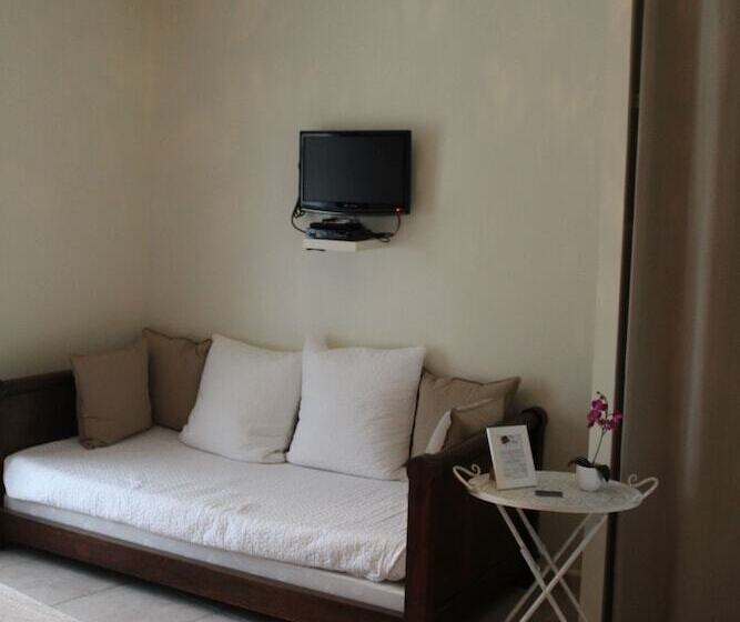 مبيت وإفطار Mas Du Tilleul