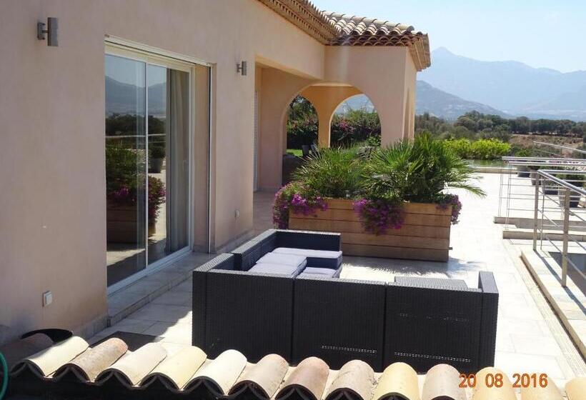 مبيت وإفطار Villa La Vista