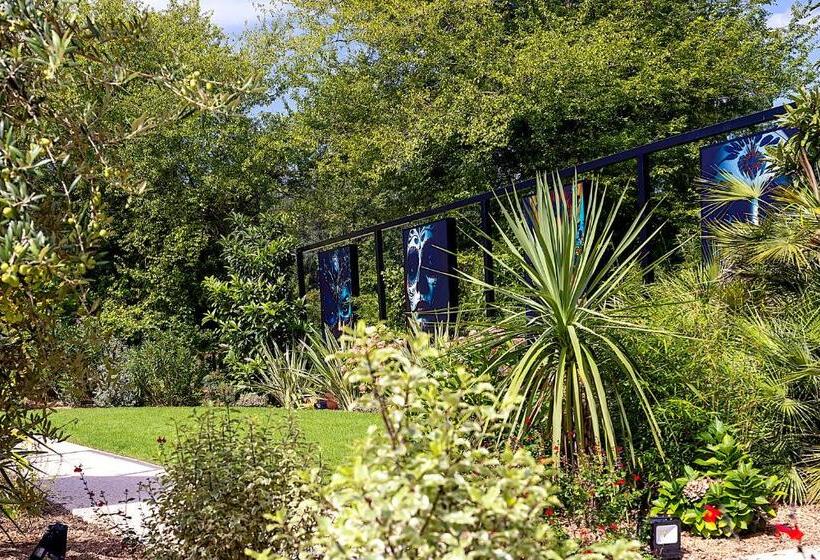 בית מלון כפרי Amicitia   Hôtel & Restaurant