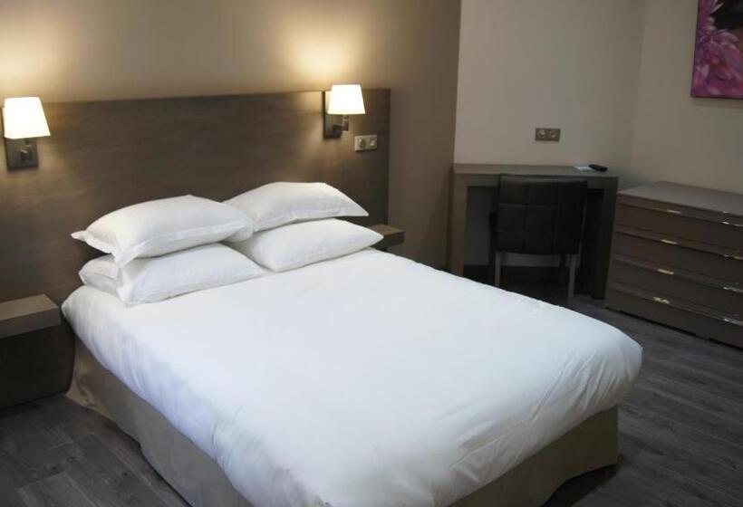 ホテル Auberge Du Cheval Blanc