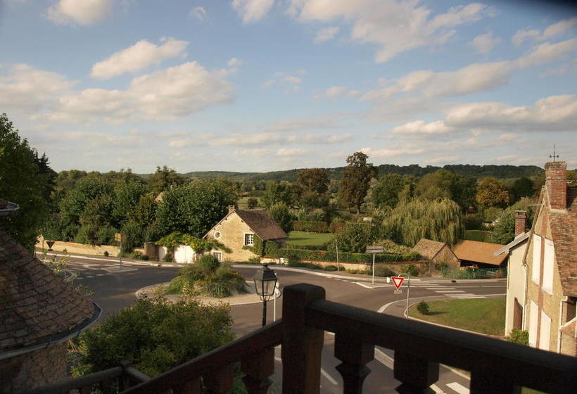 Отель A L Orée Du Bois