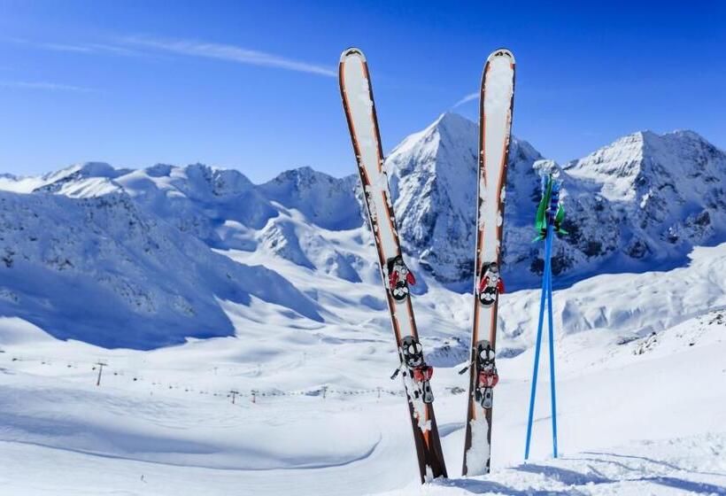 בית מלון כפרי La Turra