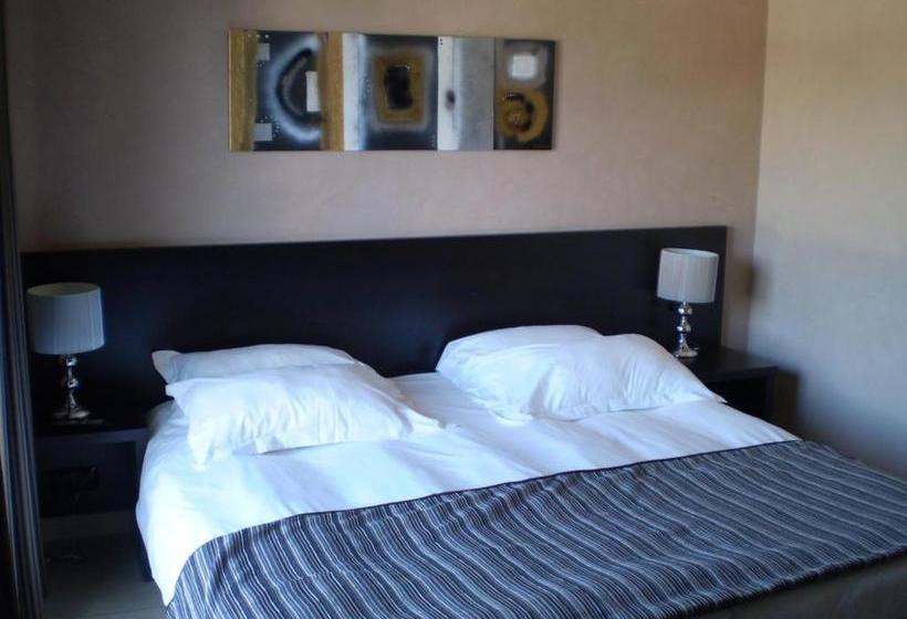 Отель Augustin Marie