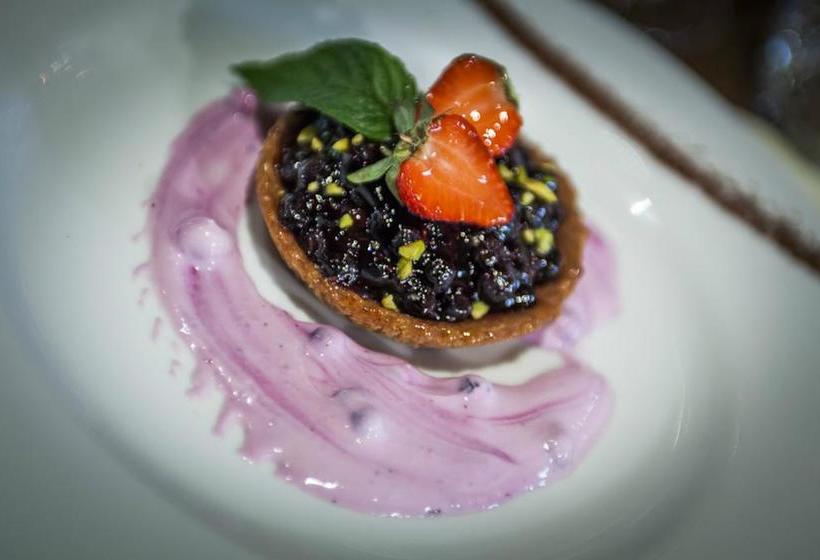 בית מלון כפרי Aux 500 Diables Eco Lodge