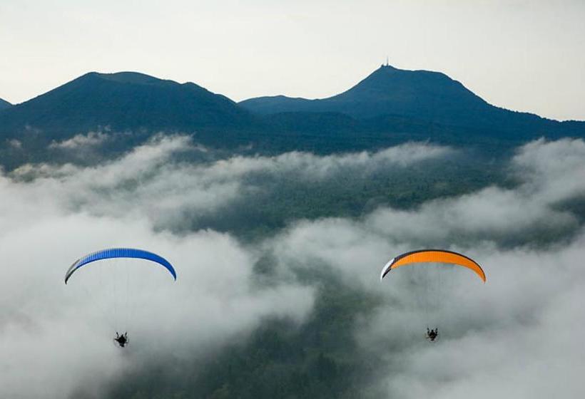 בית מלון כפרי Aux 500 Diables Eco Lodge