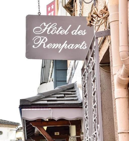 Отель Des Remparts