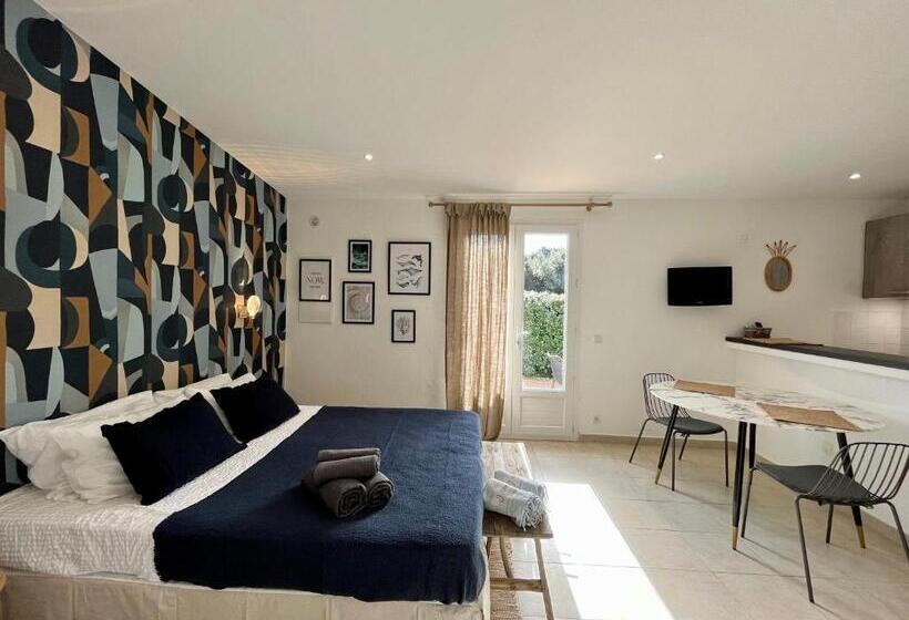 בית מלון כפרי Domaine De Licetto