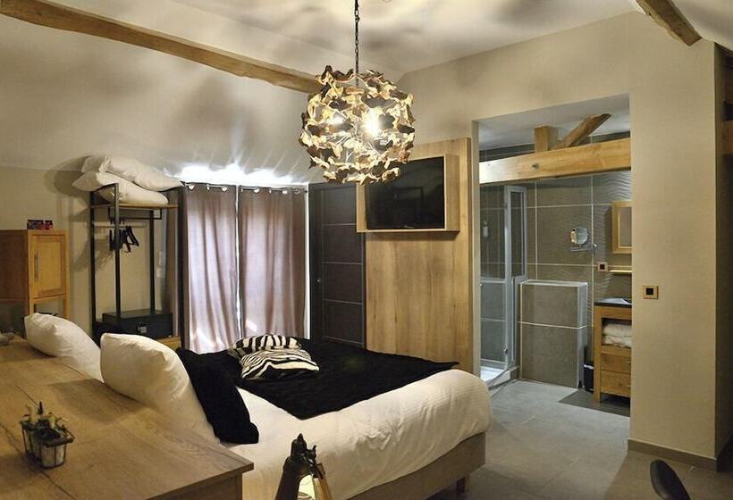 هتل Domaine De Suzel