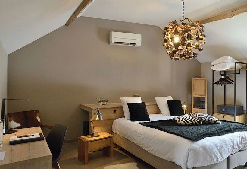 هتل Domaine De Suzel