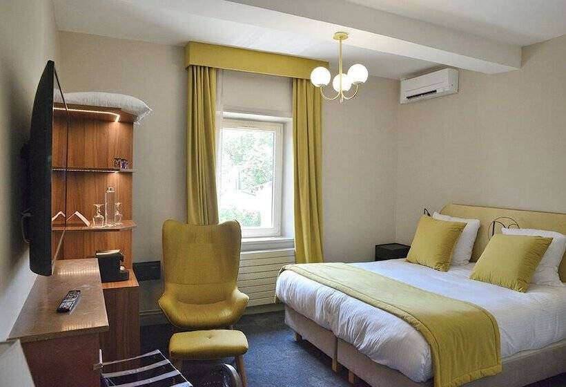 هتل Domaine De Suzel