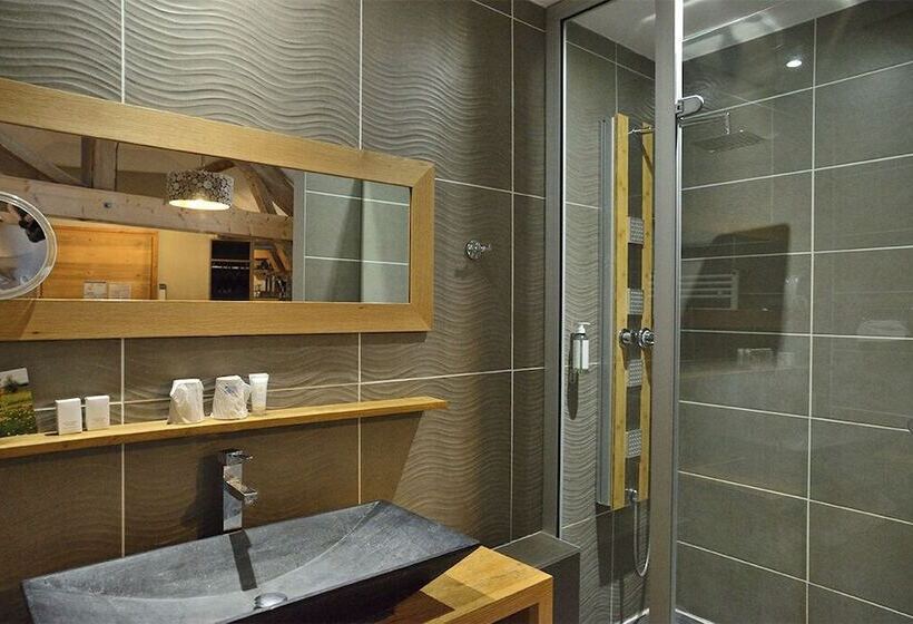 هتل Domaine De Suzel