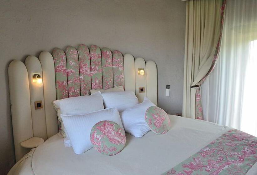 هتل Domaine De Suzel