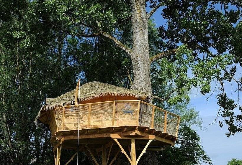 هتل Domaine De Suzel