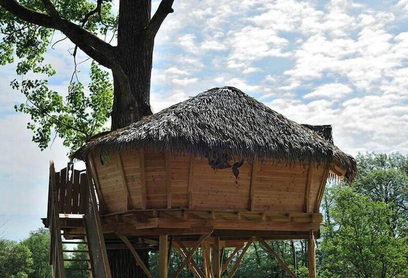 هتل Domaine De Suzel