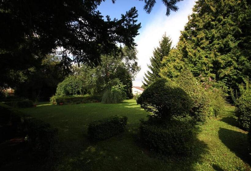 בית מלון כפרי Du Berry