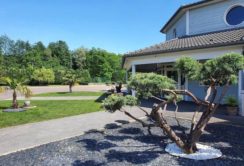 בית מלון כפרי Eqynox