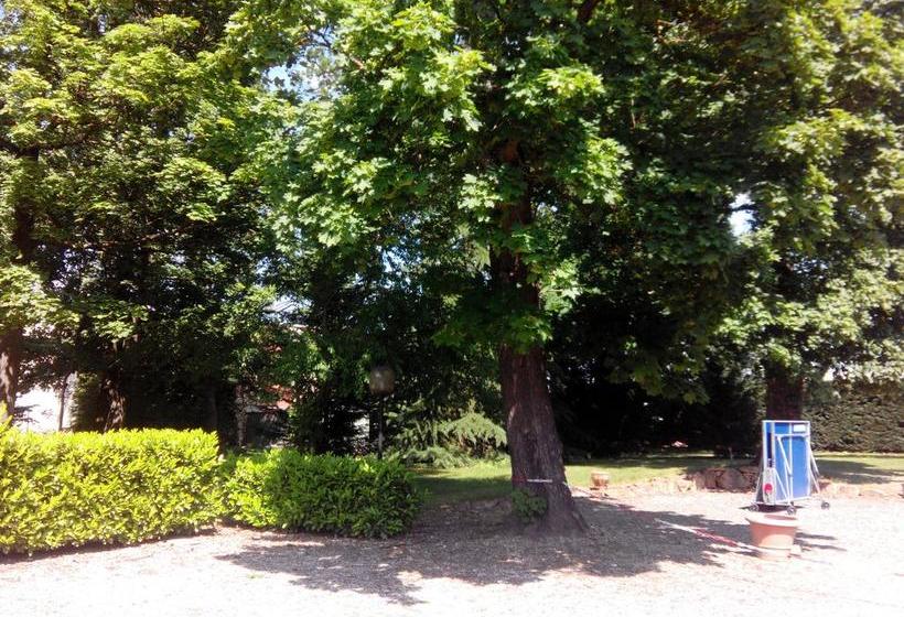 בית מלון כפרי Etesia