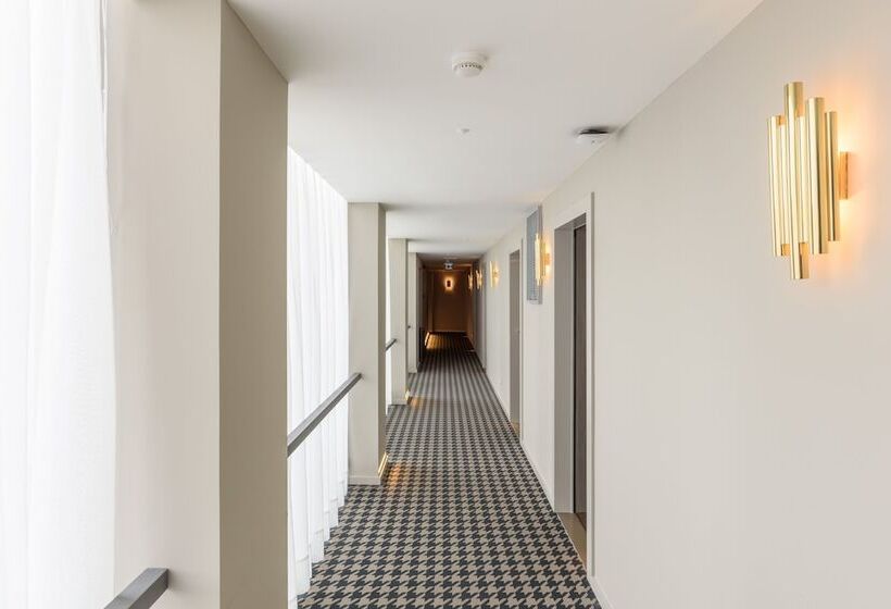 בית מלון כפרי Exe Almada Porto