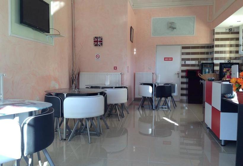 ホテル Family Hôtel