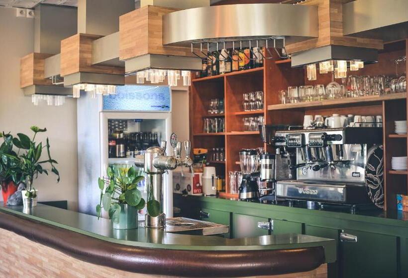 בית מלון כפרי Hôtel Le Plaisance