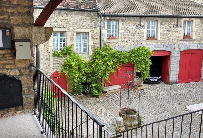 Отель Hôtel Le Sauvage