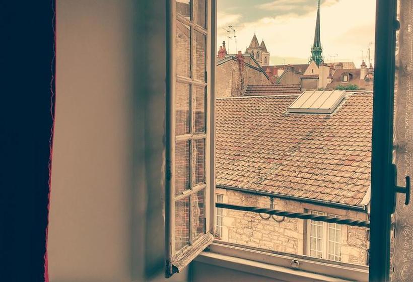 Отель Hôtel Le Sauvage