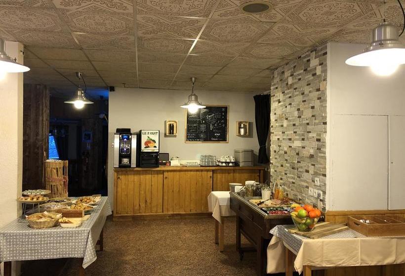 酒店 Hôtel Les Trappeurs