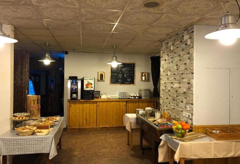 酒店 Hôtel Les Trappeurs