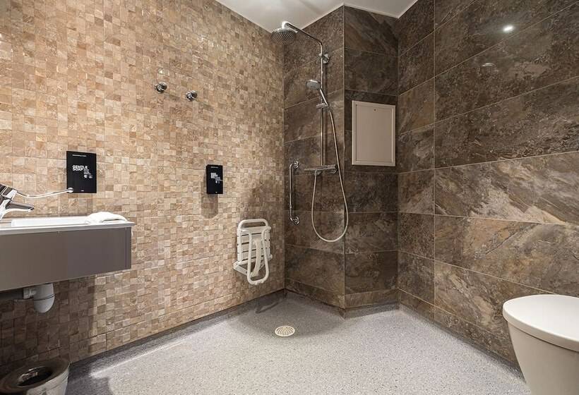 Отель Hôtel Spa Thermalia