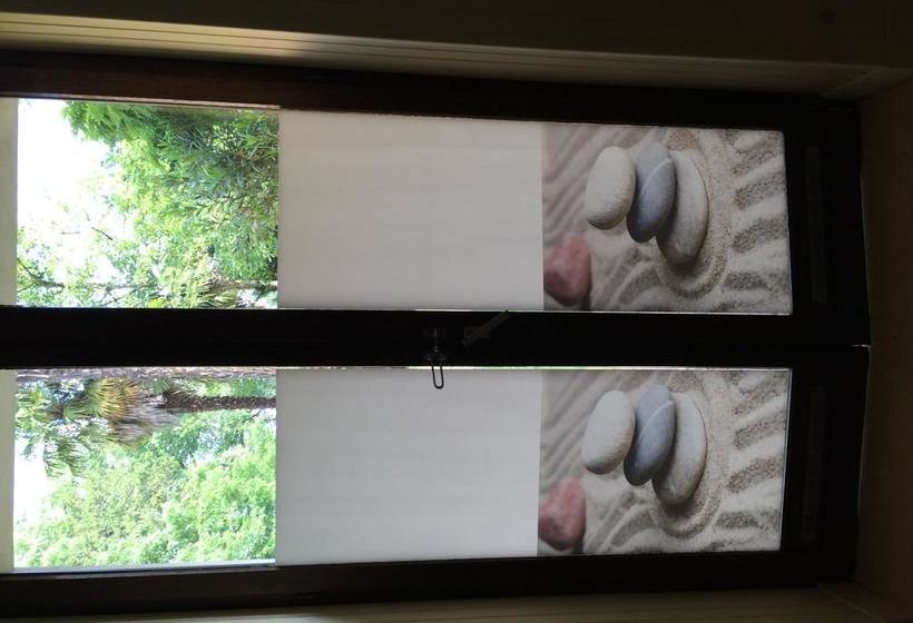 酒店 Hôtel Studios Les Acacias