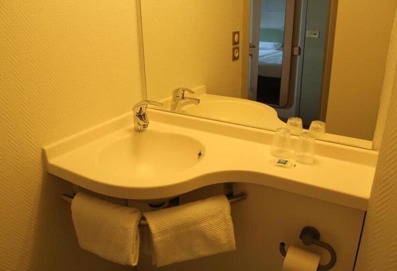 호텔 Ibis Budget Laval