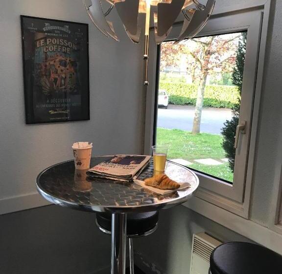 فندق Hôtel Ibis Budget Nantes Ouest Atlantis Couëron