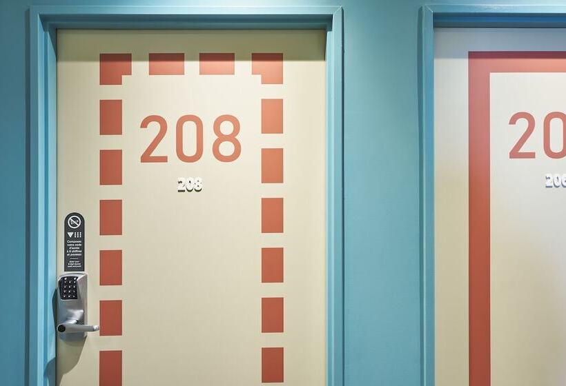 فندق Hôtel Ibis Budget Nantes Ouest Atlantis Couëron