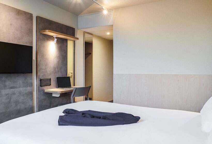 בית מלון כפרי Hôtel Ibis Budget Nantes Ouest Atlantis Couëron