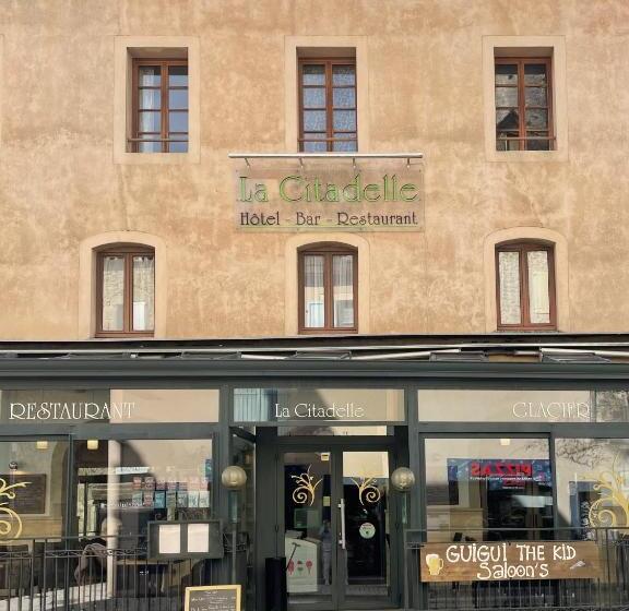 ホテル La Citadelle